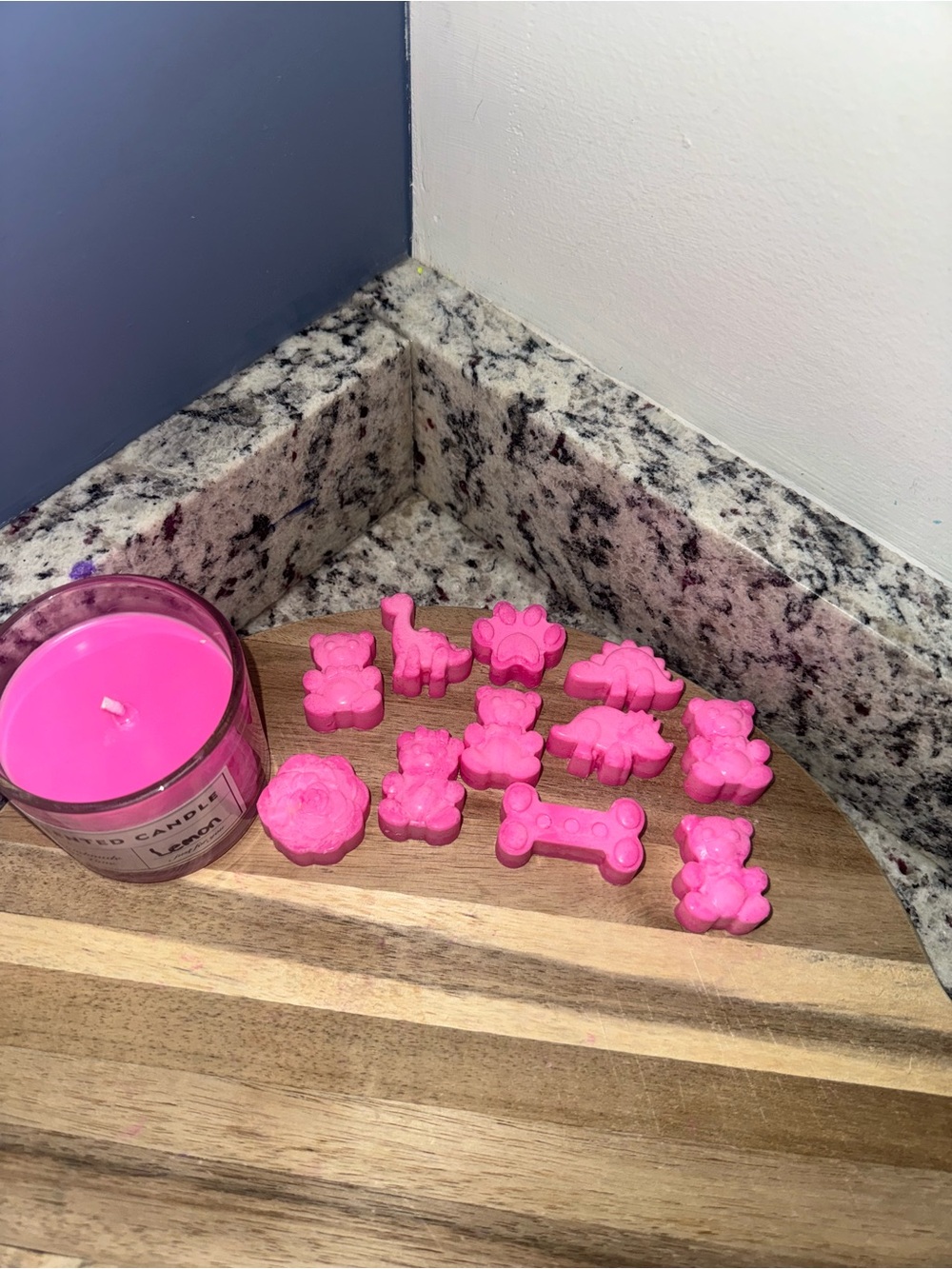 Bright Pink Small Animal & Toy Wax Melts Set